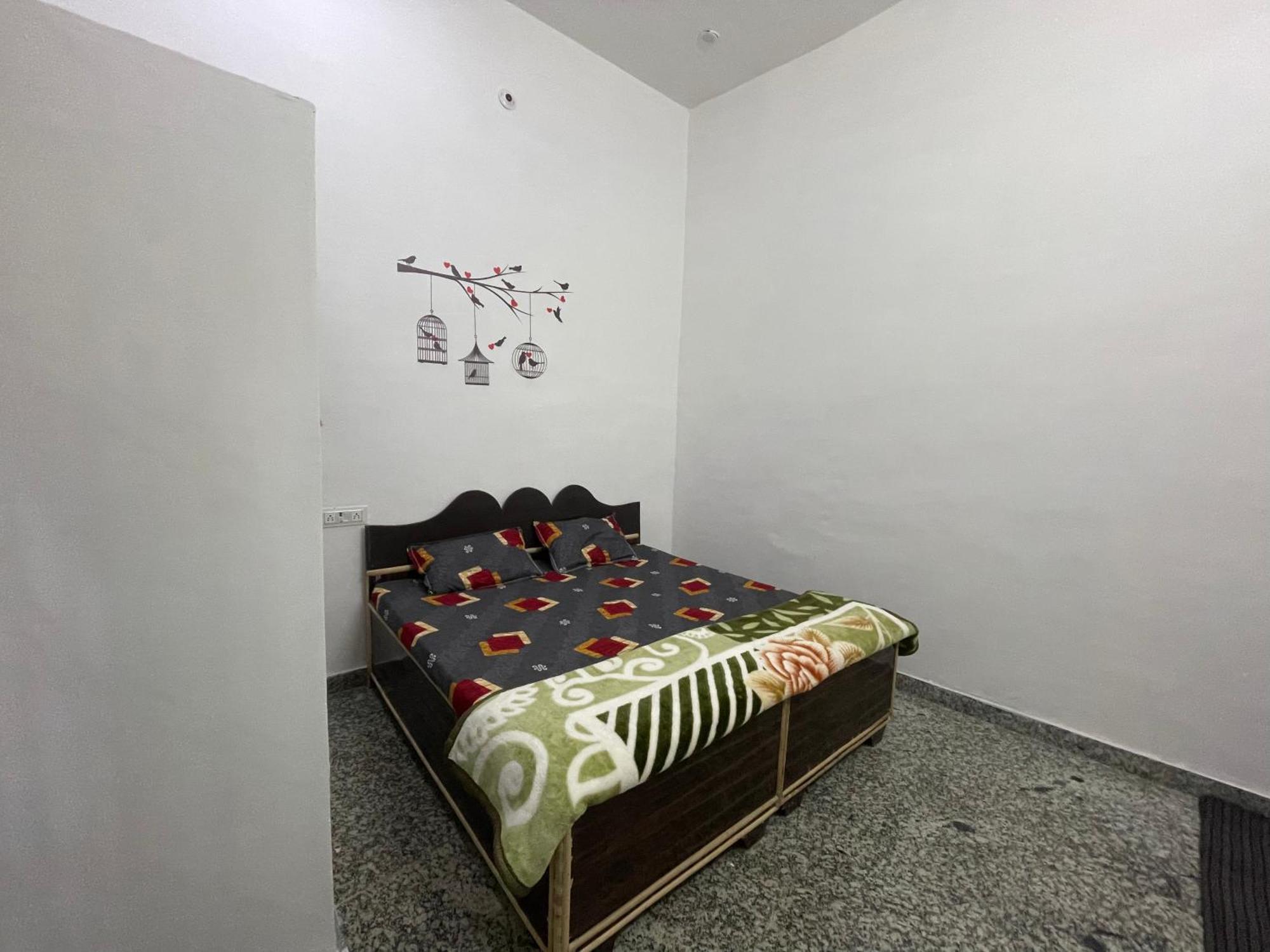 Rukmani Villas Group Of Rukmani Home Stay Mathura Bagian luar foto